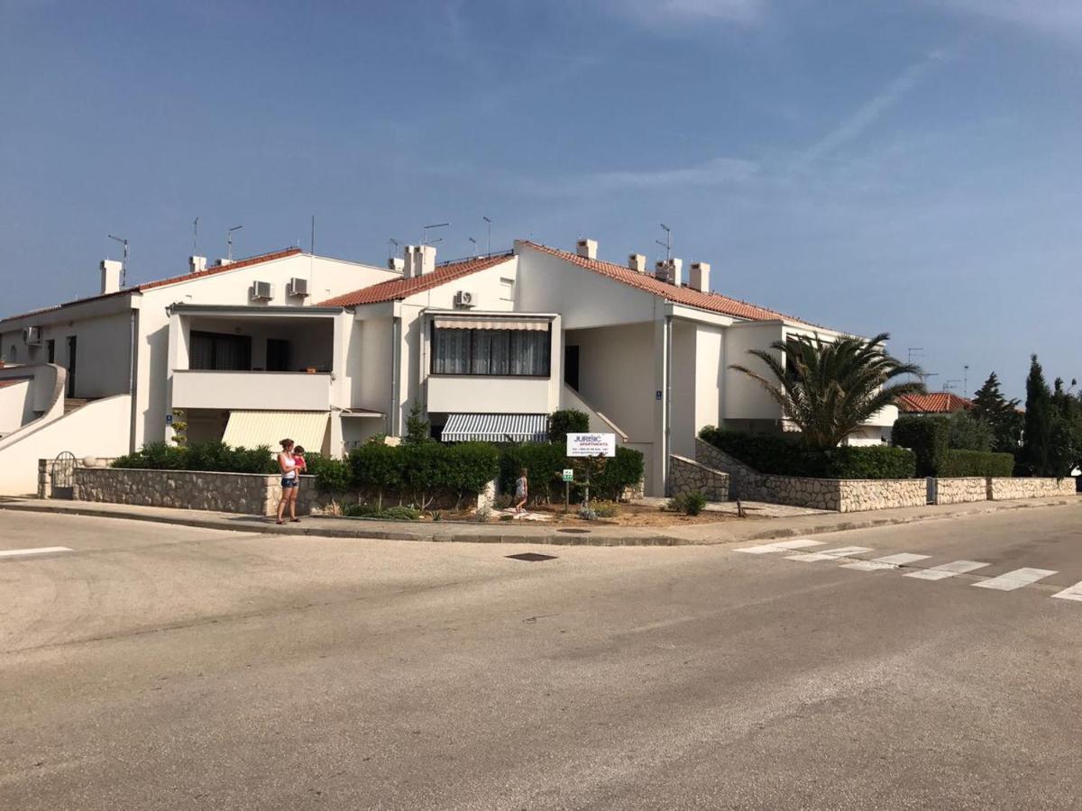 Jurisic Apartments نوفاليا المظهر الخارجي الصورة
