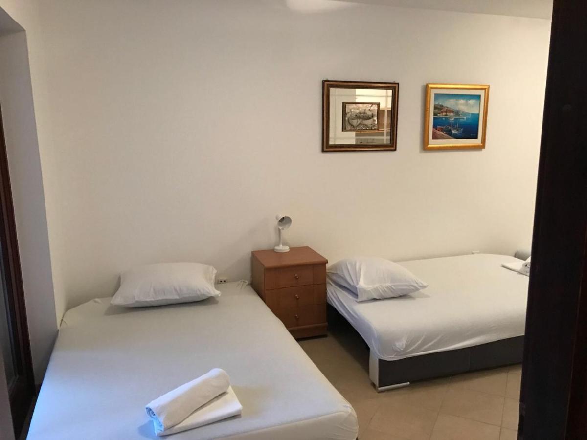 Jurisic Apartments نوفاليا المظهر الخارجي الصورة
